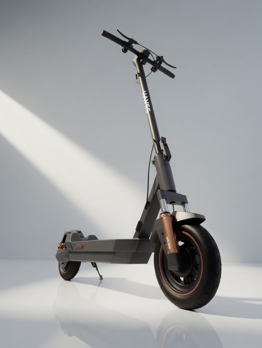 NAVEE GT5 MAX Black electric scooter front three-quarter view