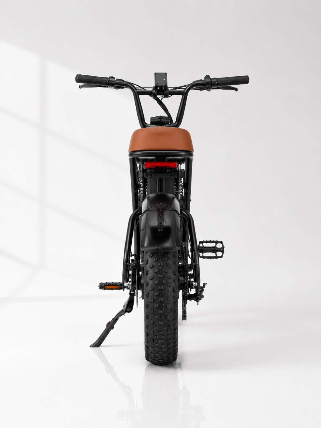 CEMOTO EB66 Black electric bike rear view
