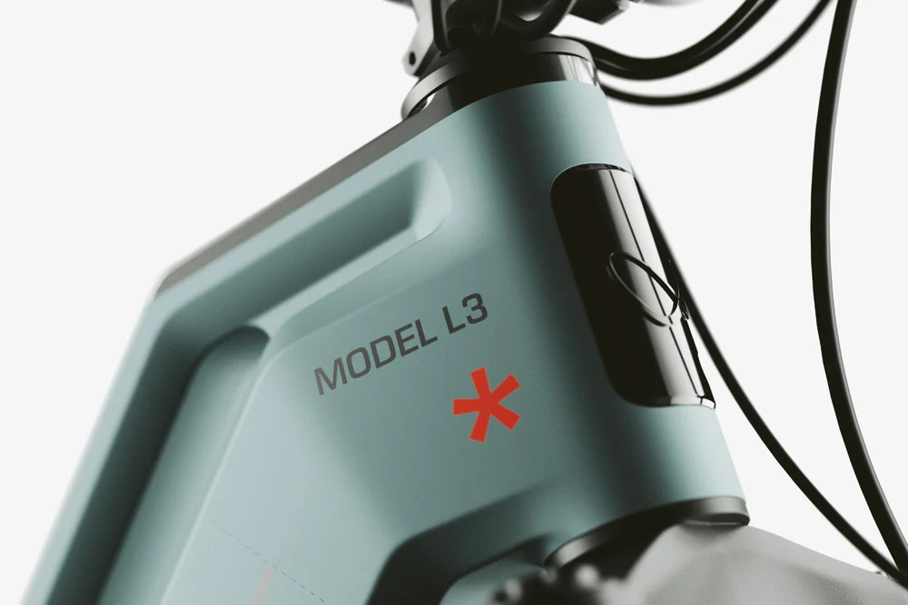 L3 blue thumbnail 5