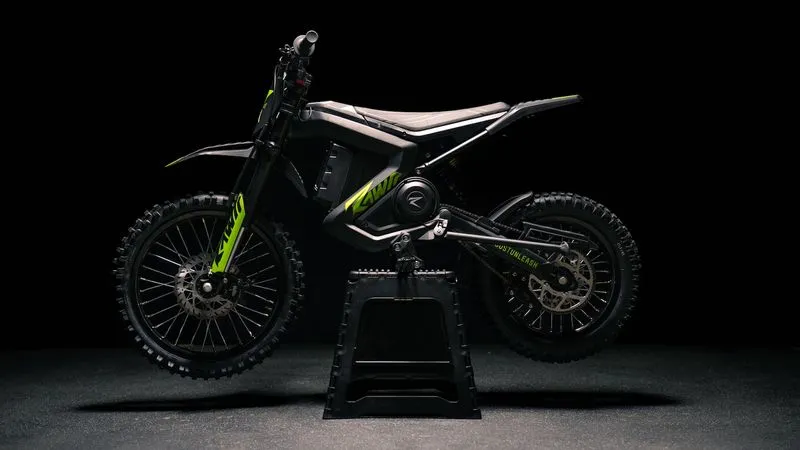 RAWRR Mantis Mini R17